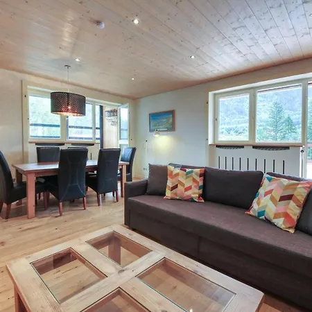 Gaillands North Apartment