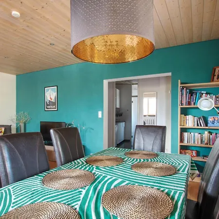 Gaillands North Apartment